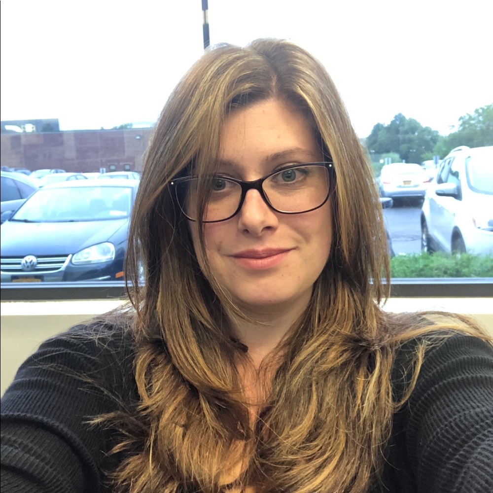 Meet your Posher, Gina